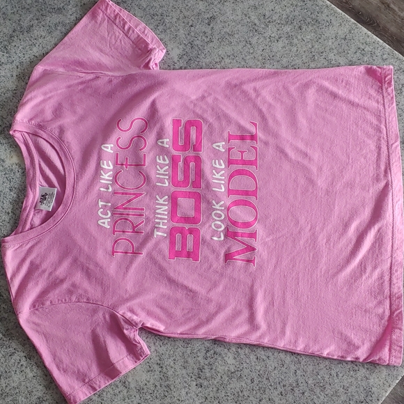Like New! Pink Tee - Picture 3 of 3